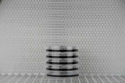 Pre-Poured Sterile Black LME Agar Plates
